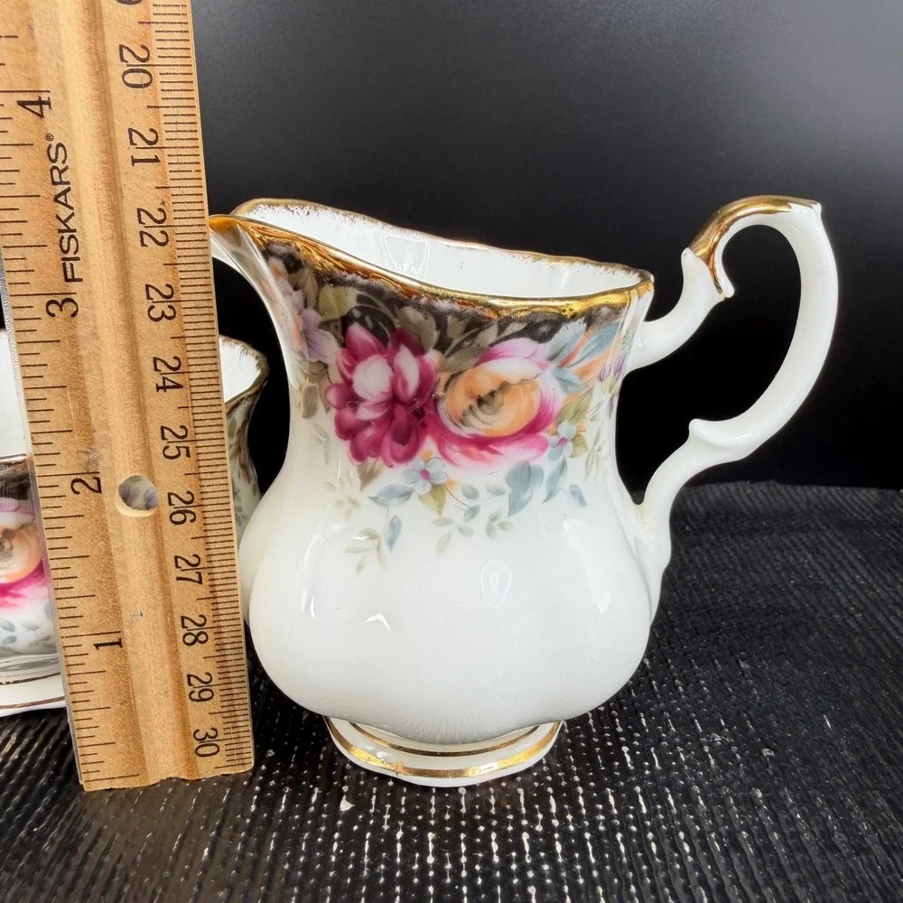 Royal Albert Autumn Roses Creamer &‎ Sugar Bowl Set Bone China Gold Trim England